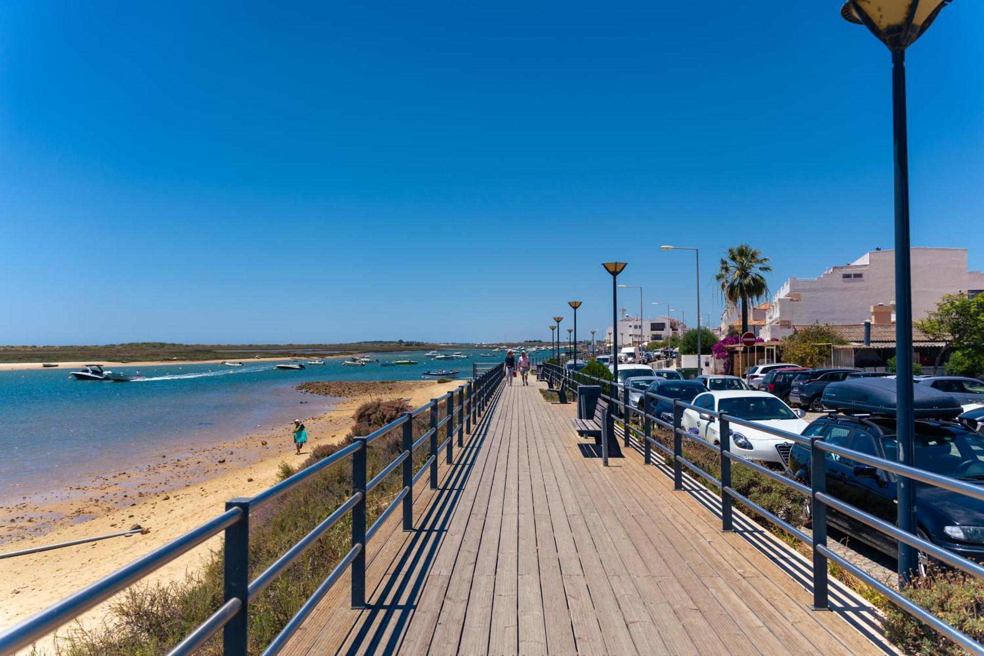 Kampaoh Tavira Hotel Luaran gambar